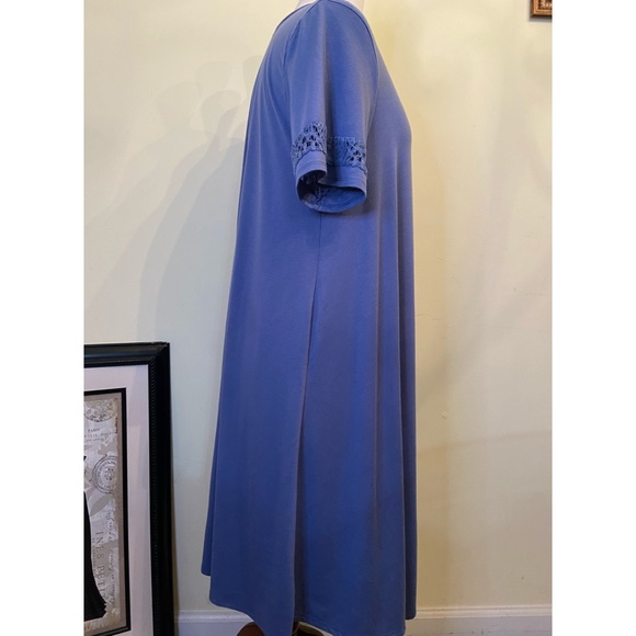 Torrid Dress Size 1 Short Sleeves Lace Fit &Flare Spandex - Picture 3 of 8